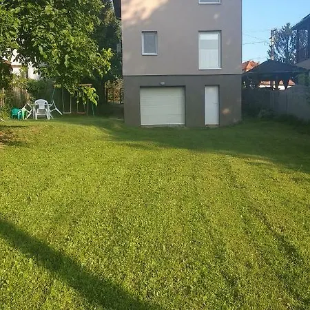 Family Apartment *